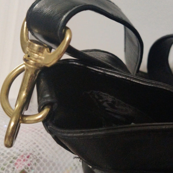 Handbag - Picture 3 of 5